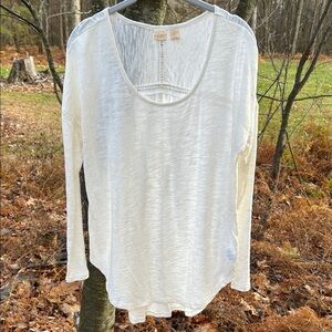Lucy & Laurel White Long Sleeve Top